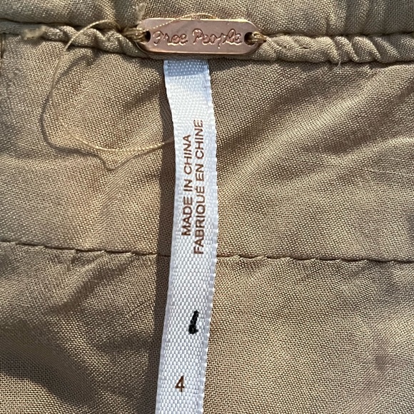 FREE PEOPLE Crushed Velvet Tan Mini Skirt Sz 4 - Picture 3 of 4